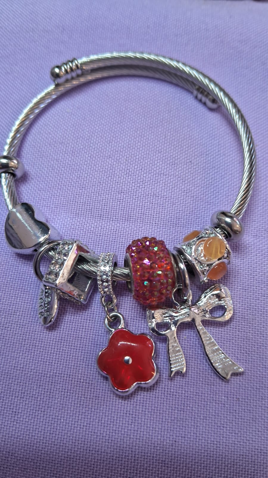 Pulsera Charm Plateada con Dijes