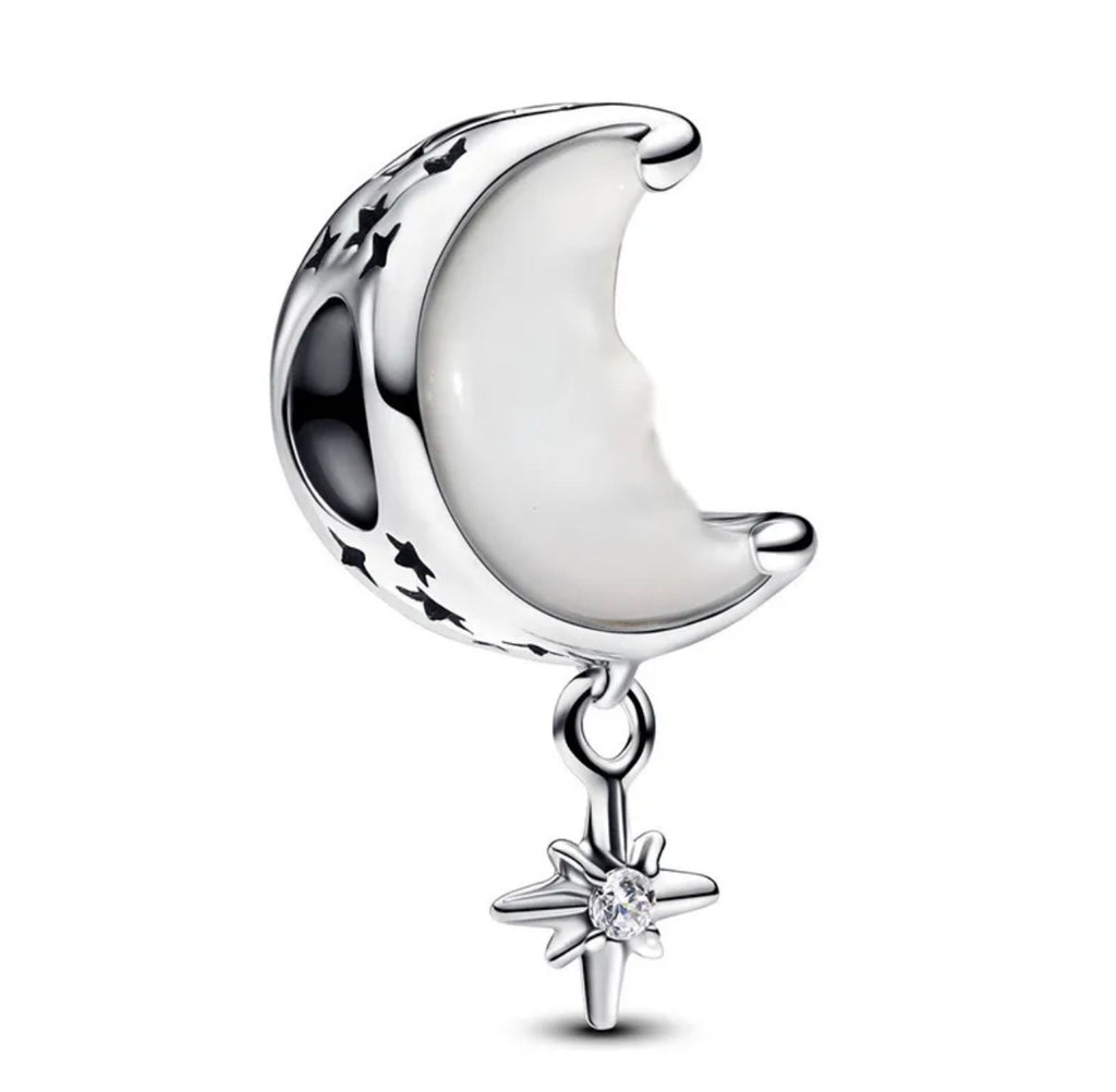 Charm Luna nacarada con Estrella