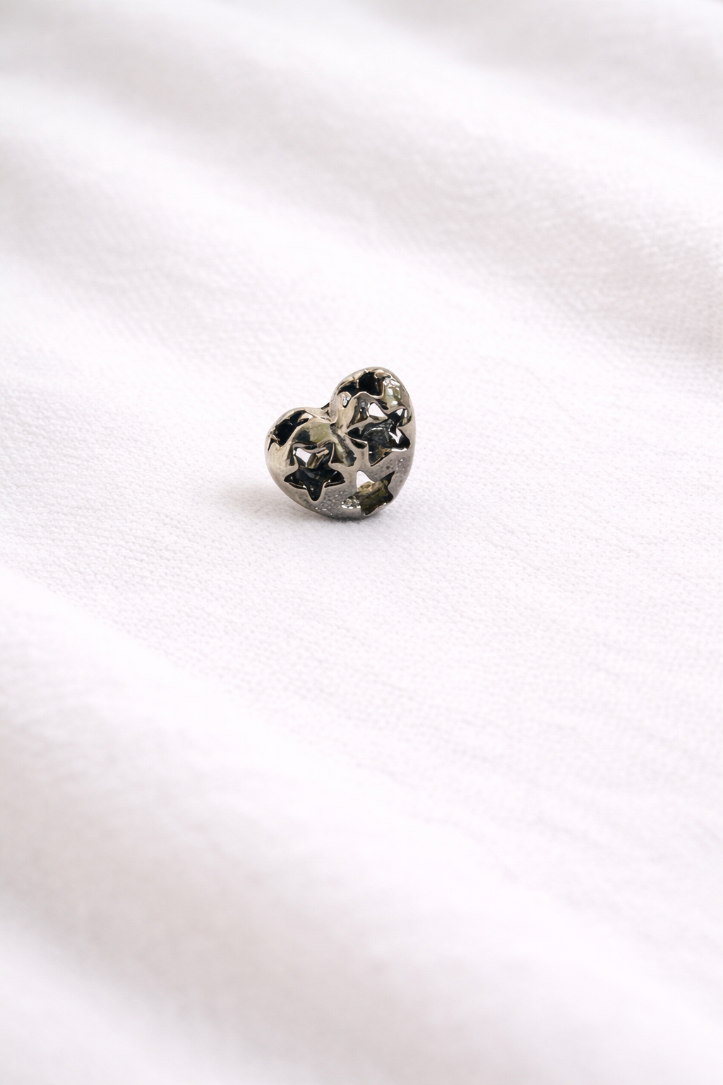 Charm Corazón con Estrellas