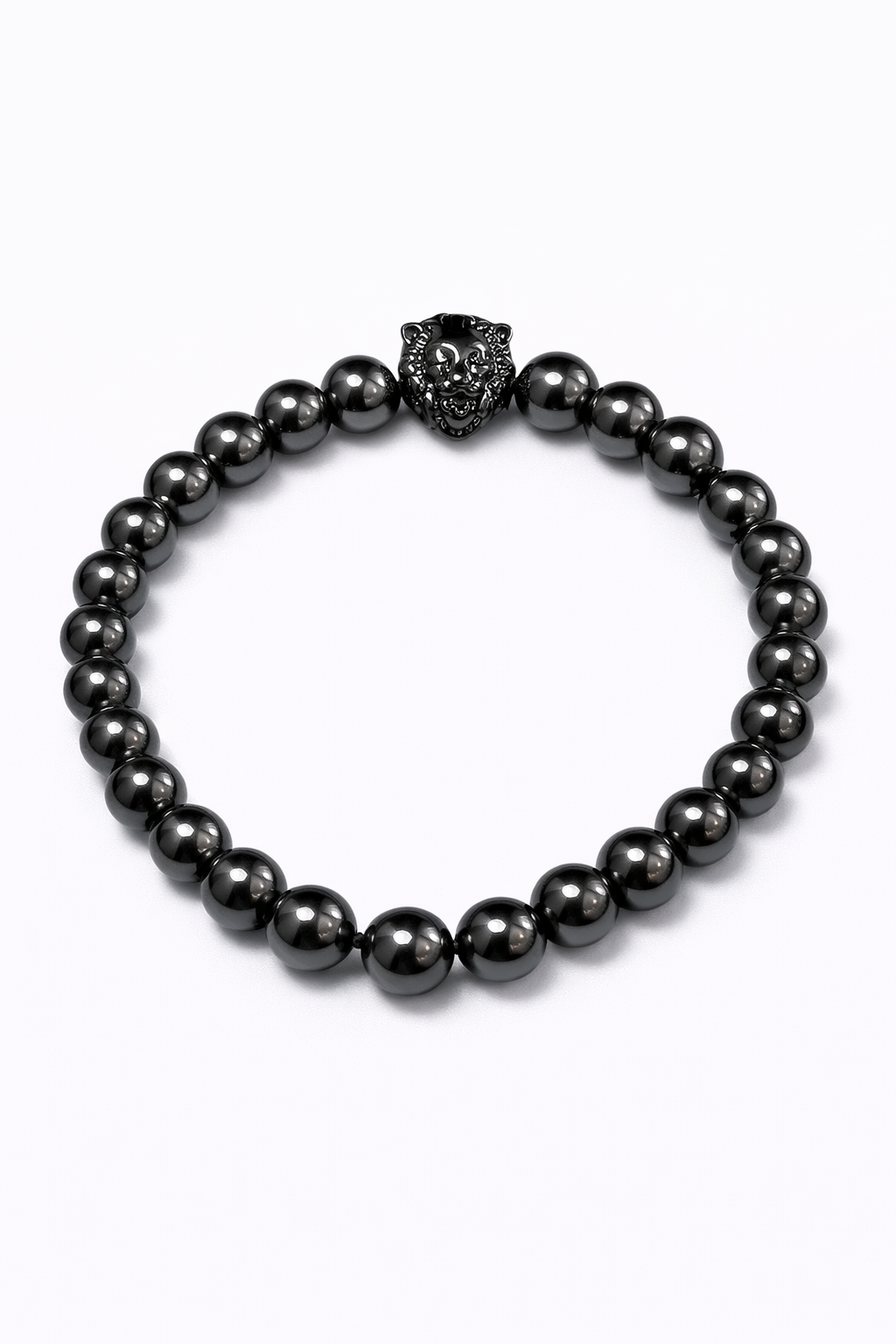 Pulsera de cuentas negras con dije de felino