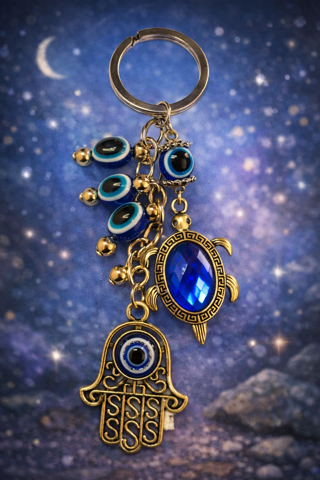 Llavero protector con ojo turco y detalles místicos