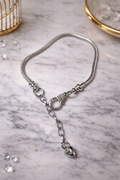 Pulsera elegante con dije de corazón