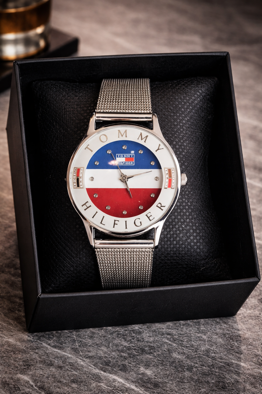 Reloj plateado ligero para caballero