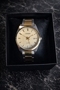 Reloj para caballero detalles en dorado